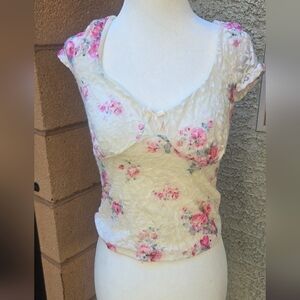 Mixed Threads Floral Lace Scoop Neck Women's Top - Cream with Pink Roses Y2K